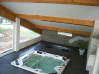 terrasse composite bord piscine